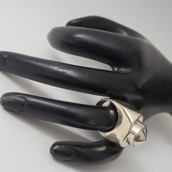 Sterling Silver 925 Pointer Ring - Picture 10 of 10